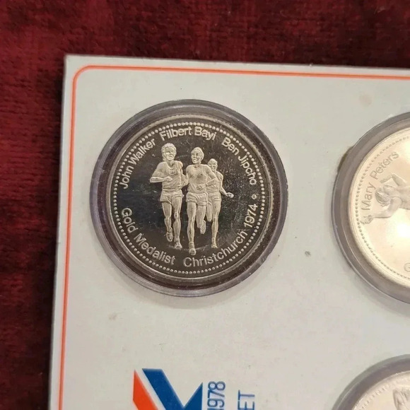 Edmonton Commonwealth Games  Commemorative Medallions (2) - Picture 7 of 7